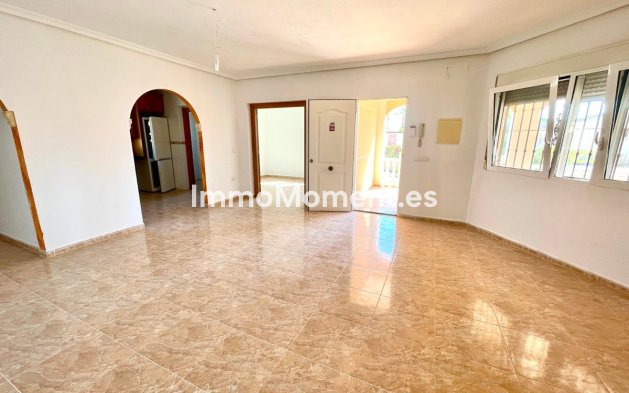 Resale - Detached villa - Catral - Catral Centro