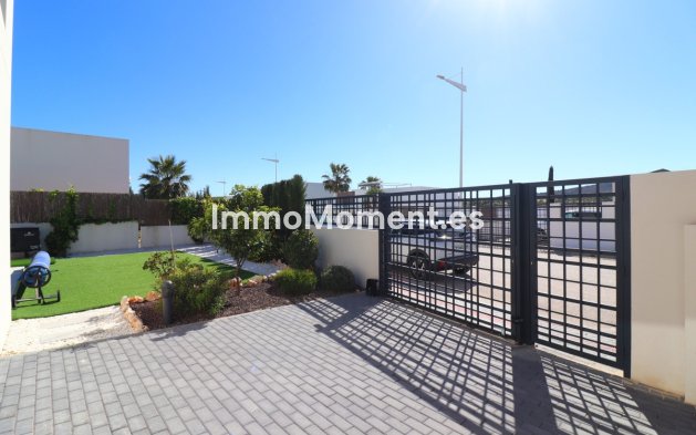 Bestaande woning - Vrijstaande villa - Algorfa - Algorfa Centro
