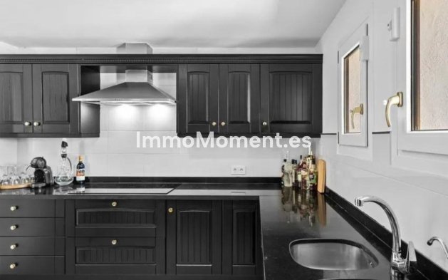Revente - Villa individuelle - Estepona  - Selwo