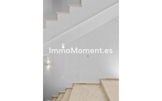 Revente - Villa individuelle - Estepona  - Selwo