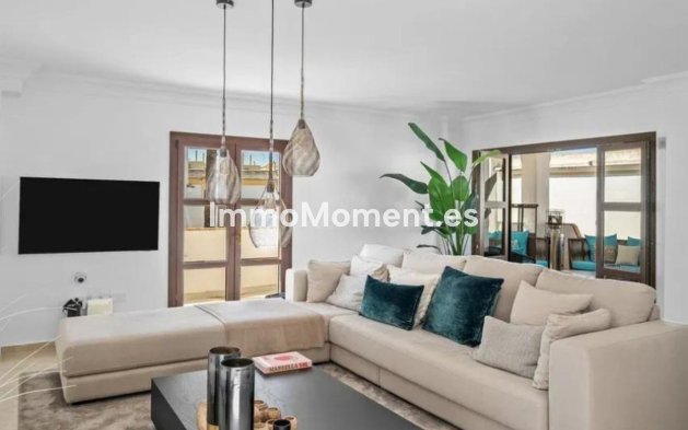 Revente - Villa individuelle - Estepona  - Selwo