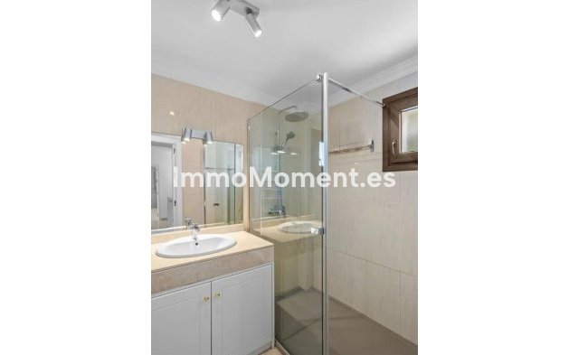 Revente - Villa individuelle - Estepona  - Selwo