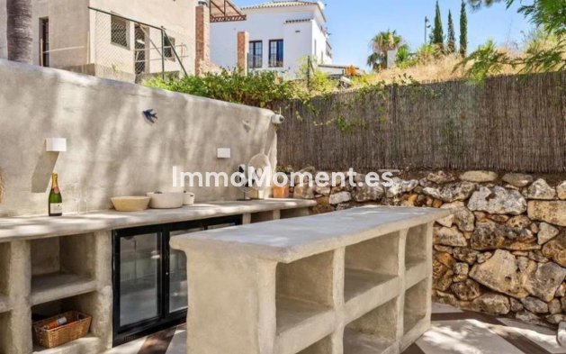 Revente - Villa individuelle - Estepona  - Selwo
