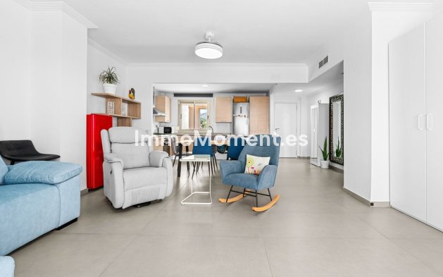 Resale - Apartment - Estepona - New Golden Mile