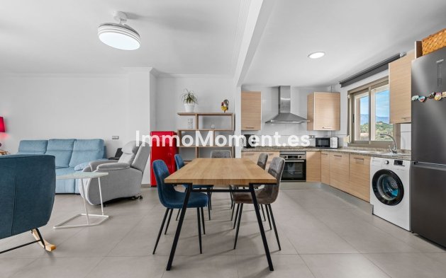 Resale - Apartment - Estepona - New Golden Mile