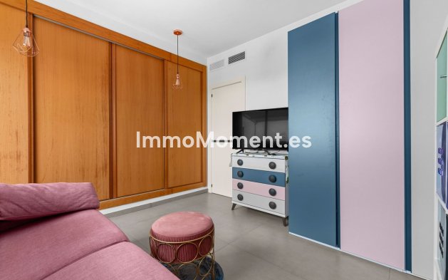 Resale - Apartment - Estepona - New Golden Mile