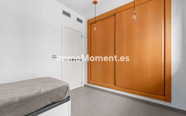 Resale - Apartment - Estepona - New Golden Mile
