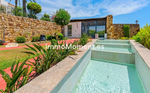 Resale - Apartment - Estepona - New Golden Mile