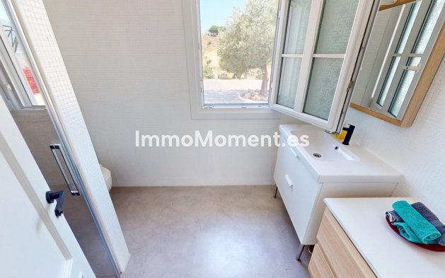Wiederverkauf - Freistehende Villa - Málaga Este - El Trapiche