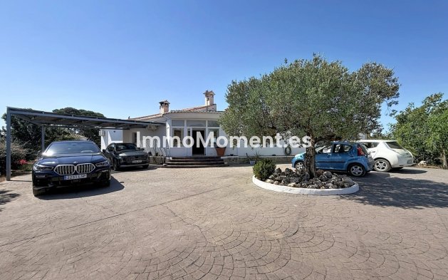 Wiederverkauf - Freistehende Villa - Málaga Este - El Trapiche