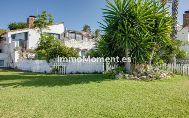 Resale - Townhouse - Estepona - Estepona Centro