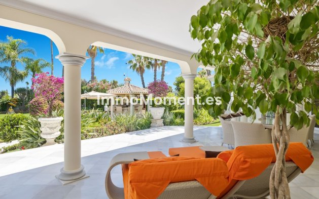Wiederverkauf - Freistehende Villa - Marbella - Nueva Andalucía
