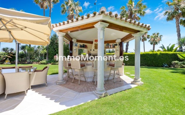 Wiederverkauf - Freistehende Villa - Marbella - Nueva Andalucía