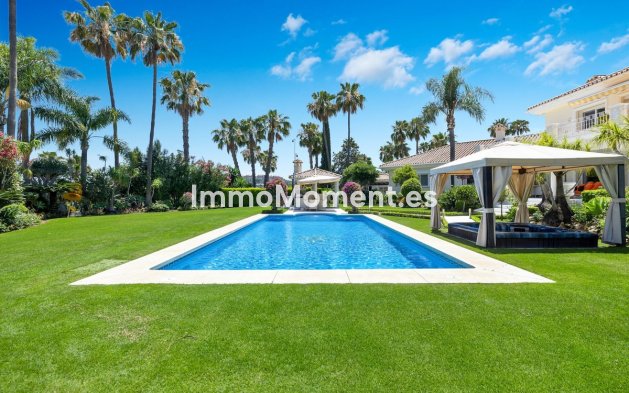 Wiederverkauf - Freistehende Villa - Marbella - Nueva Andalucía