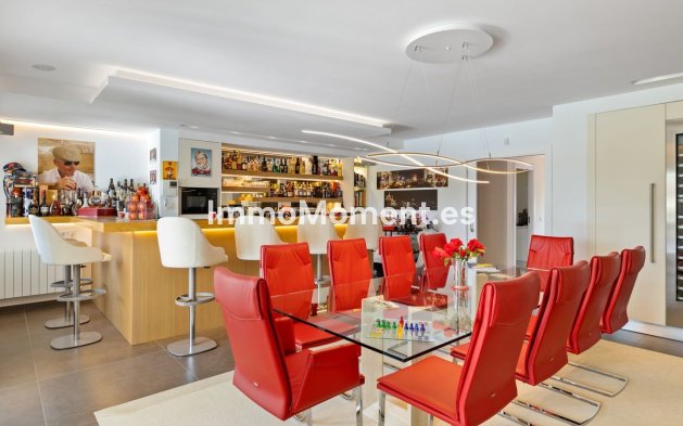 Wiederverkauf - Freistehende Villa - Marbella - Nueva Andalucía