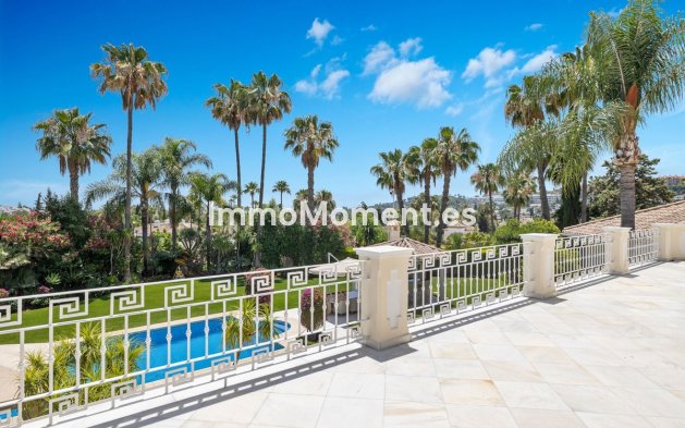Wiederverkauf - Freistehende Villa - Marbella - Nueva Andalucía