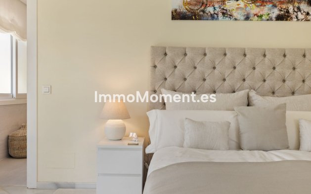 Wiederverkauf - Freistehende Villa - Marbella - Nueva Andalucía