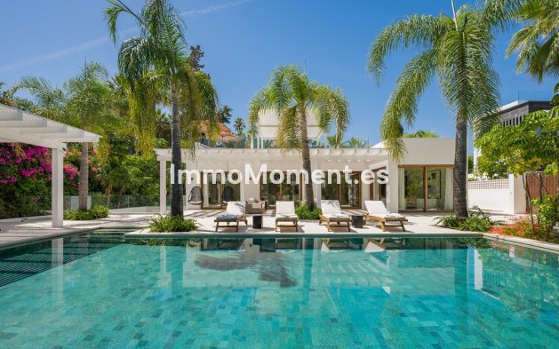Wiederverkauf - Freistehende Villa - Marbella - Nueva Andalucía
