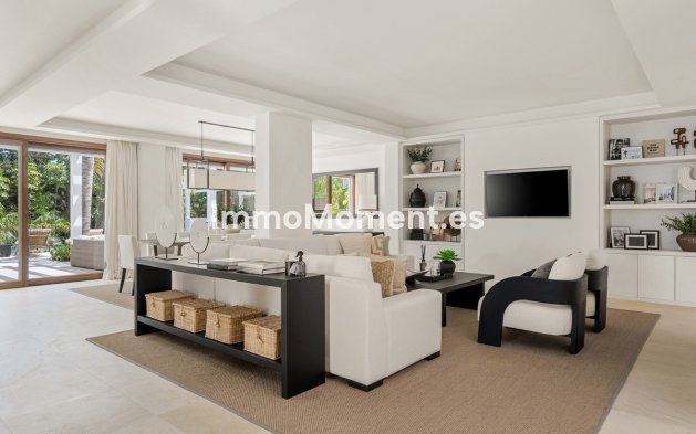 Wiederverkauf - Freistehende Villa - Marbella - Nueva Andalucía