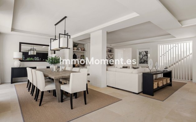 Wiederverkauf - Freistehende Villa - Marbella - Nueva Andalucía