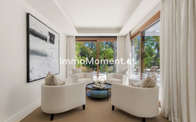 Wiederverkauf - Freistehende Villa - Marbella - Nueva Andalucía