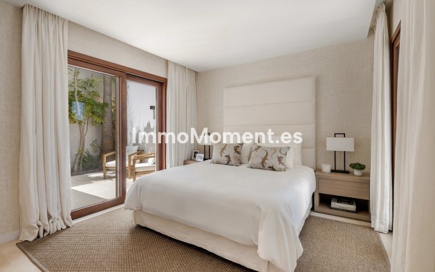 Wiederverkauf - Freistehende Villa - Marbella - Nueva Andalucía