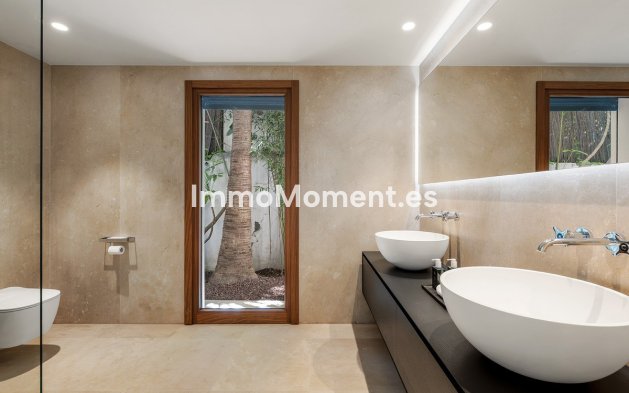 Wiederverkauf - Freistehende Villa - Marbella - Nueva Andalucía