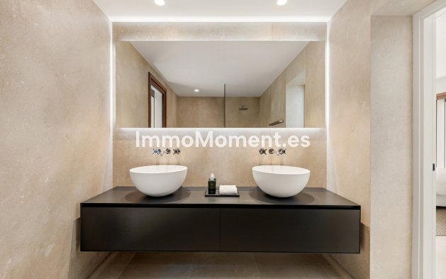 Wiederverkauf - Freistehende Villa - Marbella - Nueva Andalucía