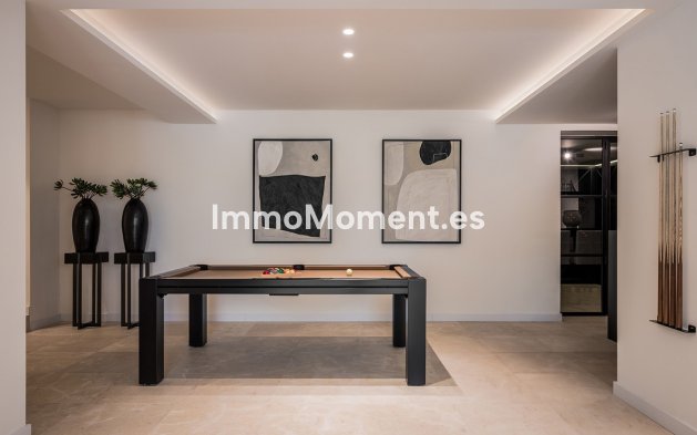 Wiederverkauf - Freistehende Villa - Marbella - Nueva Andalucía
