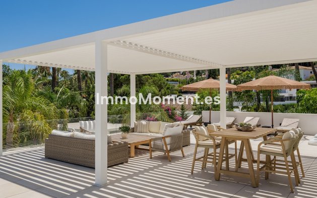 Wiederverkauf - Freistehende Villa - Marbella - Nueva Andalucía