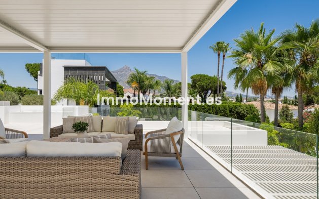 Wiederverkauf - Freistehende Villa - Marbella - Nueva Andalucía