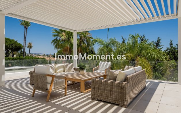 Wiederverkauf - Freistehende Villa - Marbella - Nueva Andalucía