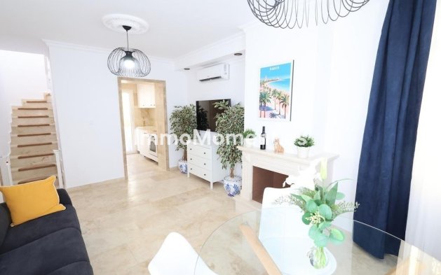 Bestaande woning - Vrijstaande villa - Orihuela - Orihuela Costa