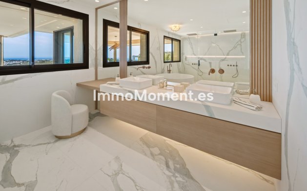 Wiederverkauf - Wohnung - Marbella - Nueva Andalucía