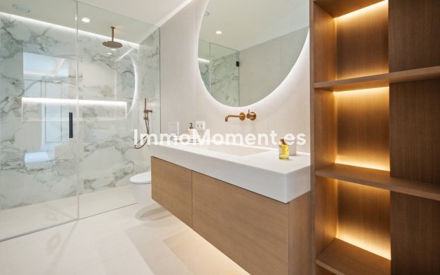 Wiederverkauf - Wohnung - Marbella - Nueva Andalucía
