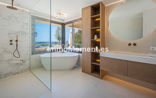 Wiederverkauf - Wohnung - Marbella - Nueva Andalucía
