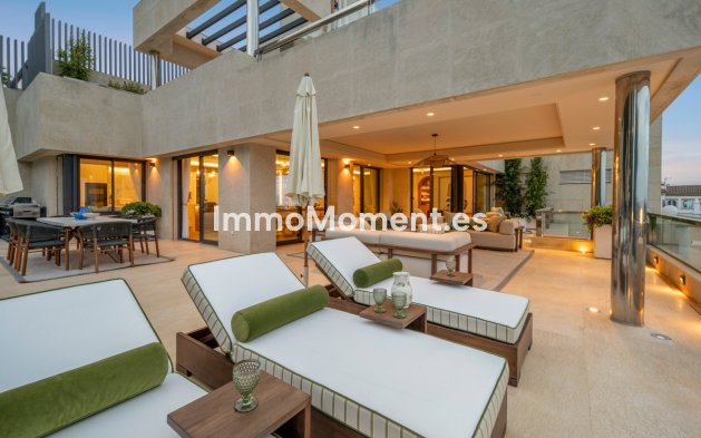 Wiederverkauf - Wohnung - Marbella - Nueva Andalucía