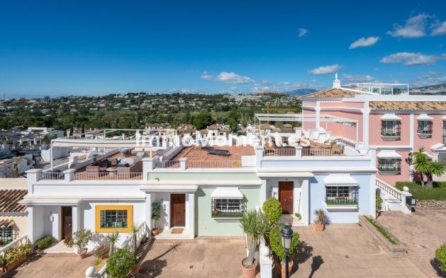 Resale - Townhouse - Marbella - Nueva Andalucía