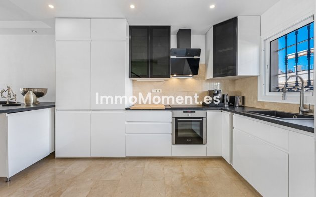 Resale - Townhouse - Marbella - Nueva Andalucía