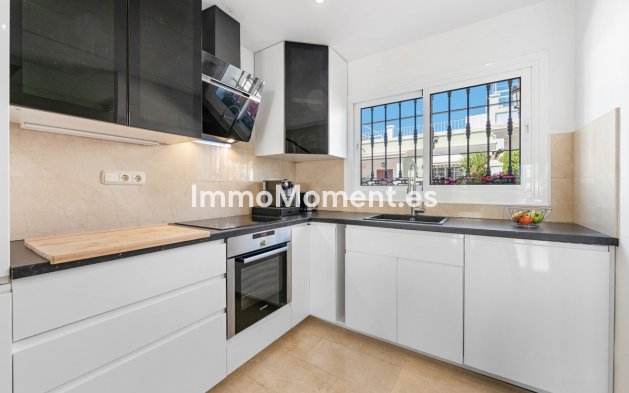 Resale - Townhouse - Marbella - Nueva Andalucía