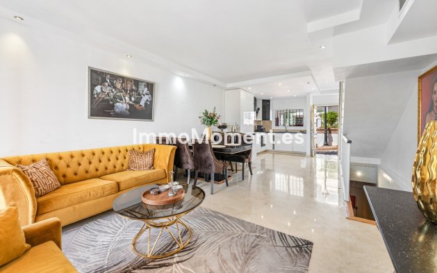 Resale - Townhouse - Marbella - Nueva Andalucía