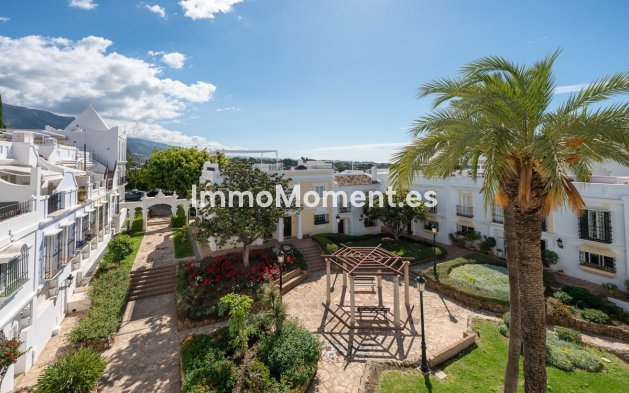 Resale - Townhouse - Marbella - Nueva Andalucía