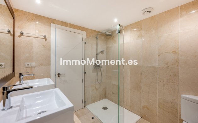 Resale - Townhouse - Marbella - Nueva Andalucía