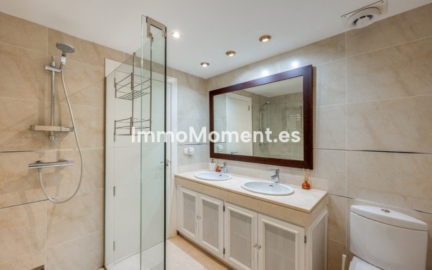 Resale - Townhouse - Marbella - Nueva Andalucía