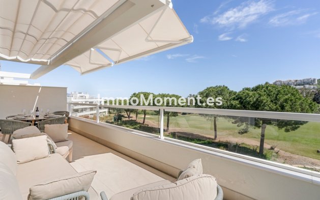 Resale - Apartment - Mijas - La Cala Golf