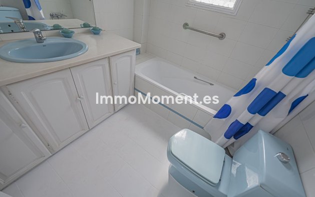 Wiederverkauf - Freistehende Villa - Marbella - Nueva Andalucía