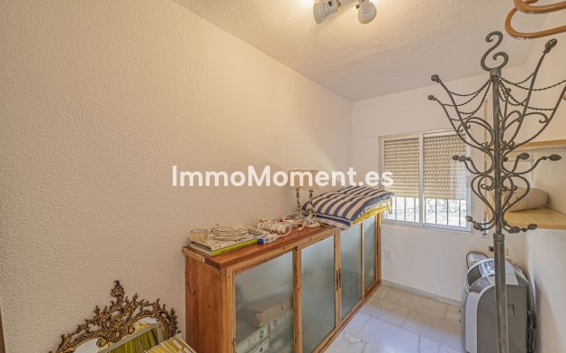 Wiederverkauf - Freistehende Villa - Marbella - Nueva Andalucía