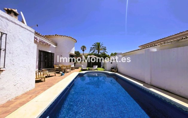 Revente - Villa individuelle - Estepona  - Estepona Centro