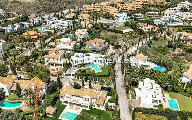 Wiederverkauf - Freistehende Villa - Málaga - Benahavís