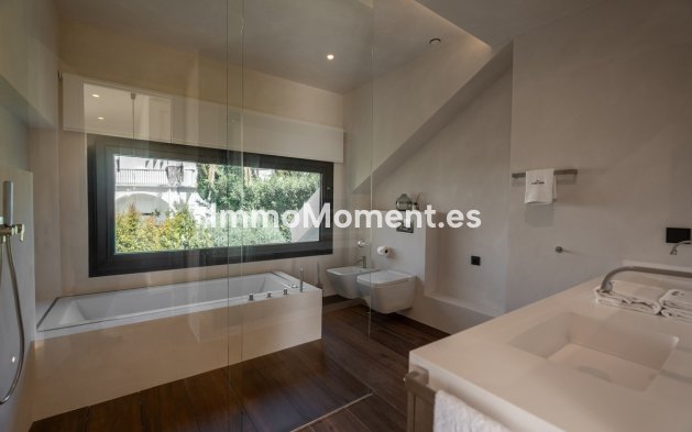 Wiederverkauf - Freistehende Villa - Málaga - Benahavís